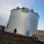 A silos store grain 