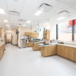 Bond Vet's treatment areas are spacious and have dedicated surgery rooms.