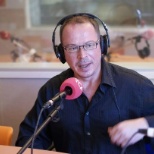 Fabrice Colombani, à l'antenne en direct.