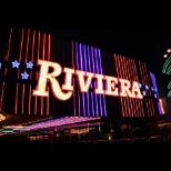 Riv in neon.