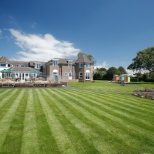 Barton Lodge - Front Garden