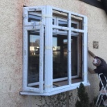 Fitting bay window