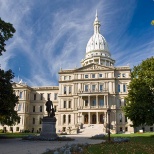 Photo of the State of Michigan Capitol.