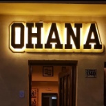 Entrada a Ohana Lounge bar