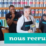 Lorsqu’on travaille chez Les Thés DAVIDsTEA, on s’amuse, ça bouge vite... et on ne s'ennuie jamais.