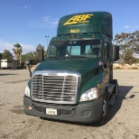 A random shot of a 2015 Freightliner Cascadia with an auto-shift transmission.