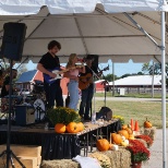 Fall Family Weekend included live music and a sampling of local tastes from the Riverbend area.